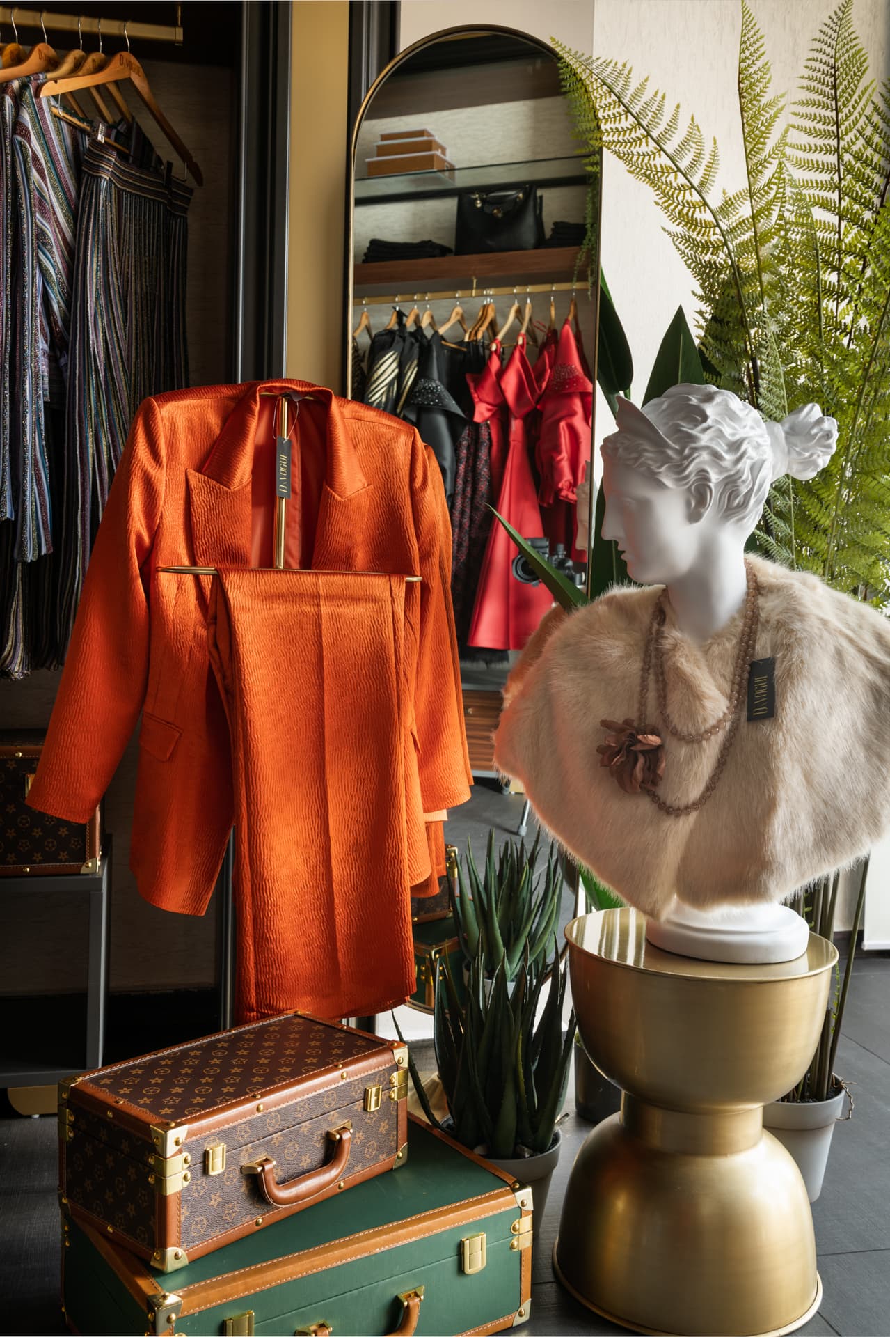 Display — DxVogue — Photo 2