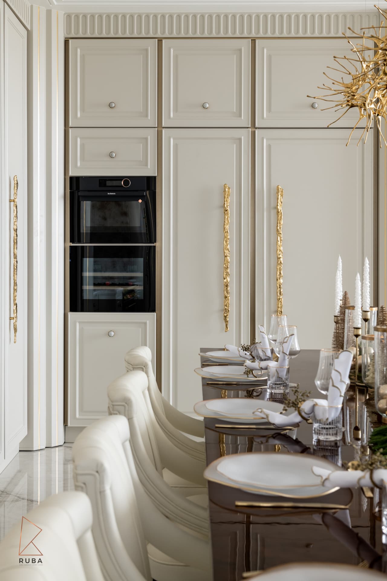 Dining Room — The Last Supper — Photo 5