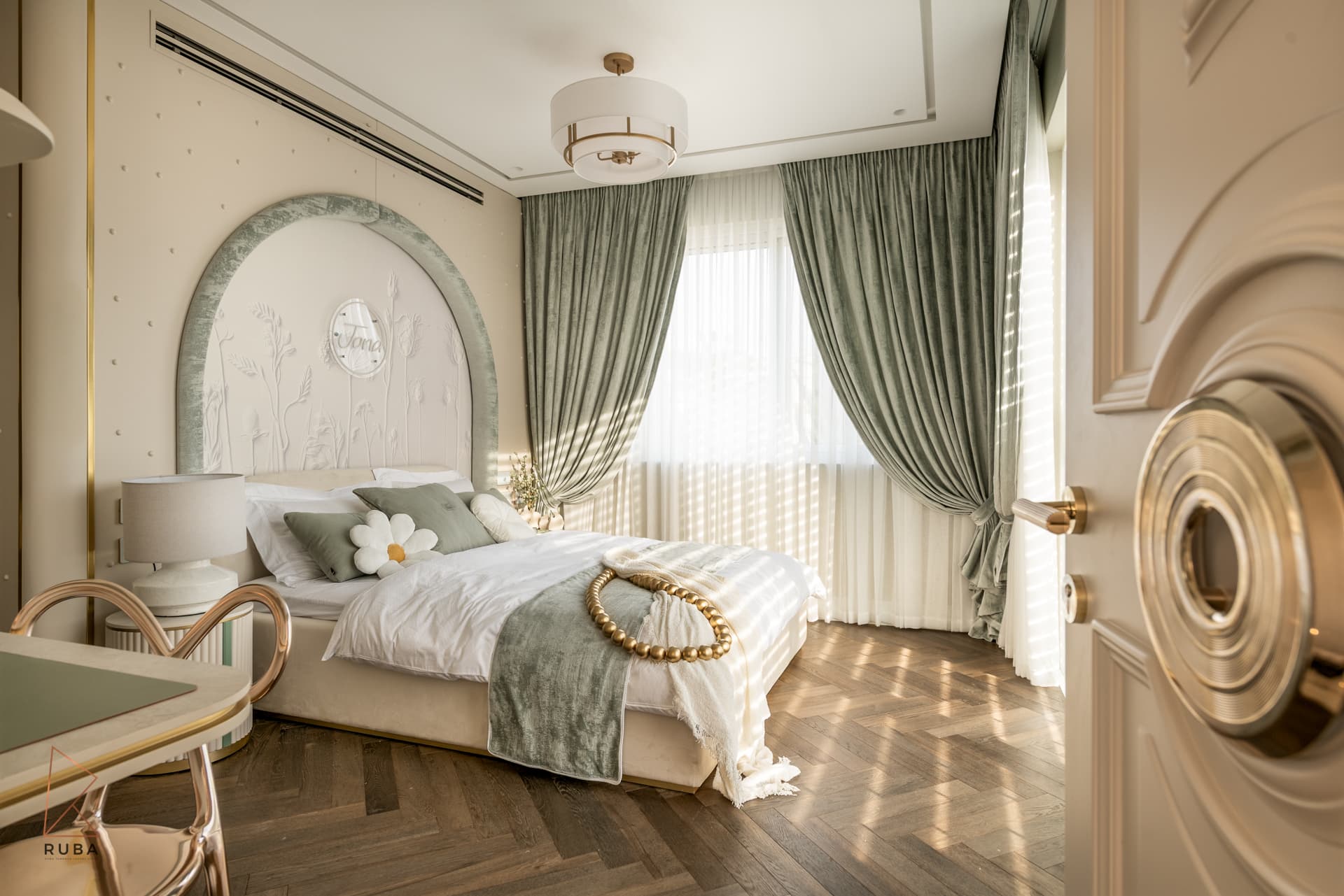 Kids Rooms — The Last Supper — Photo 11