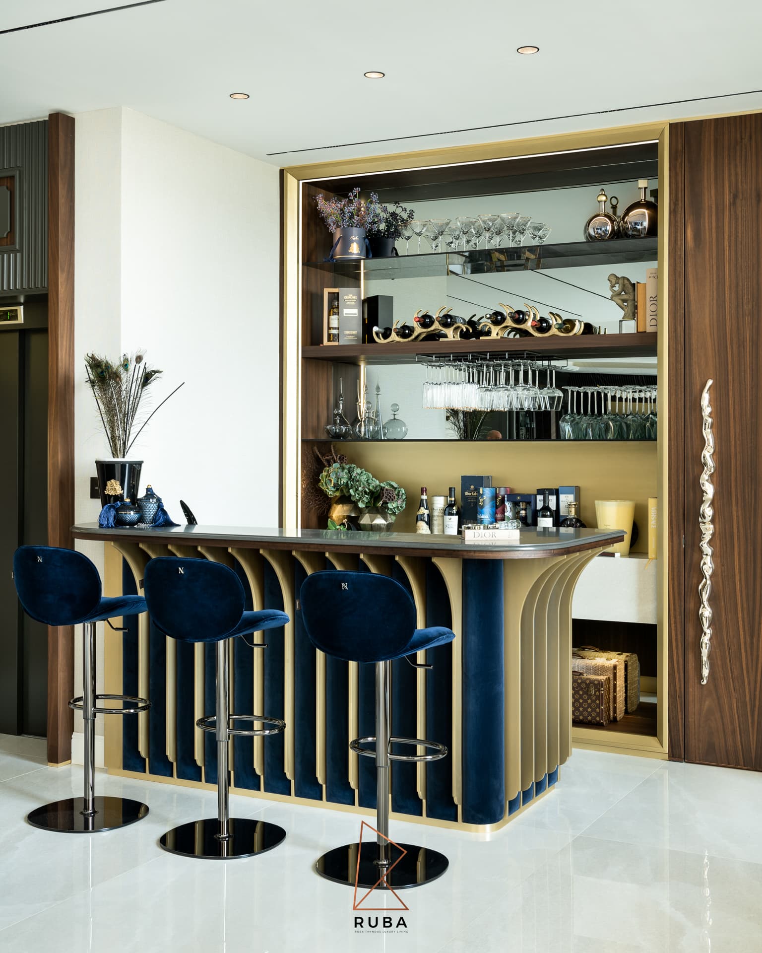 Bar — Ibrahim Shabaita