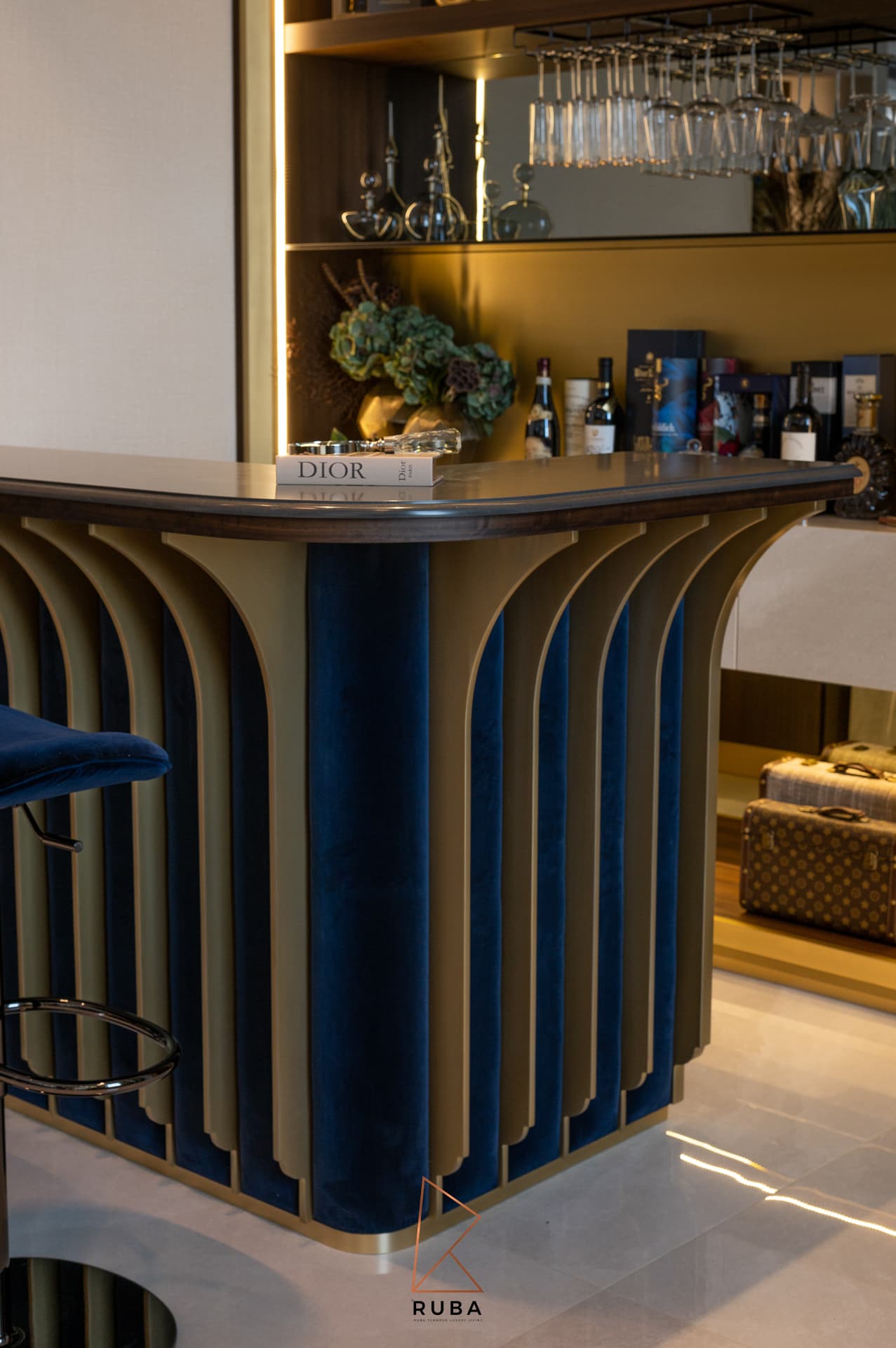 Bar — Ibrahim Shabaita — Photo 2