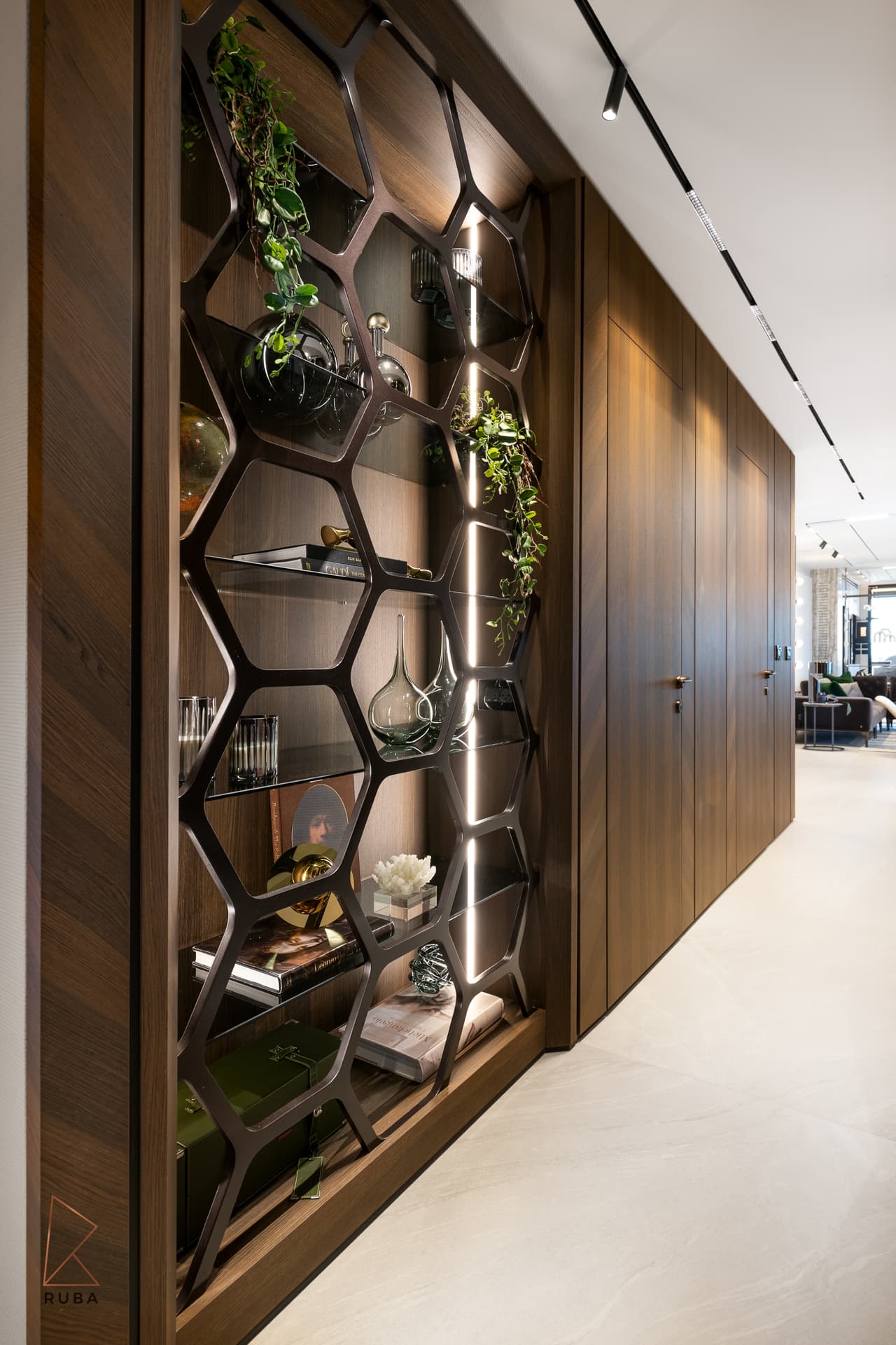 Salon — Khayyal — Photo 7