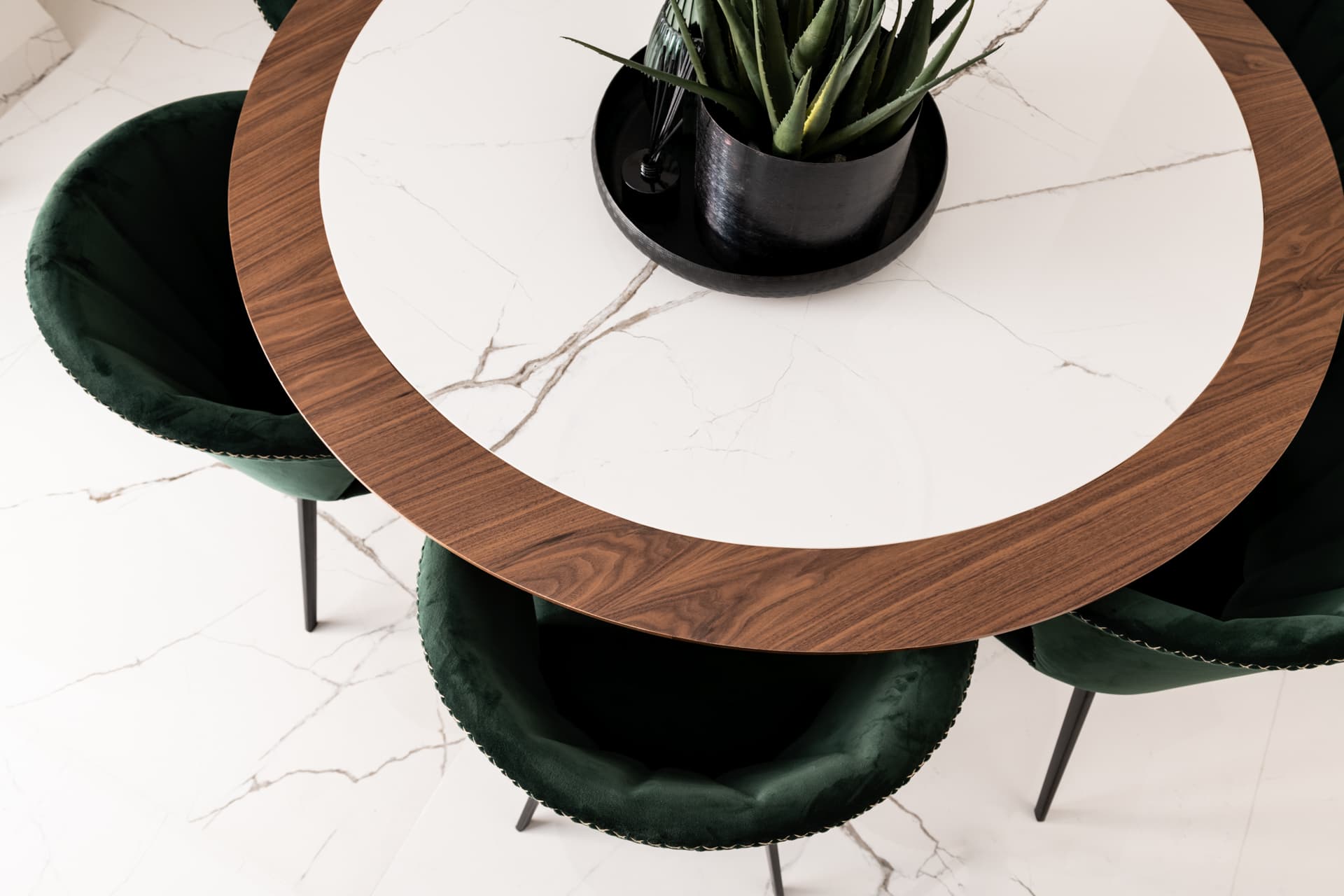 Dining Room — Mai — Photo 2