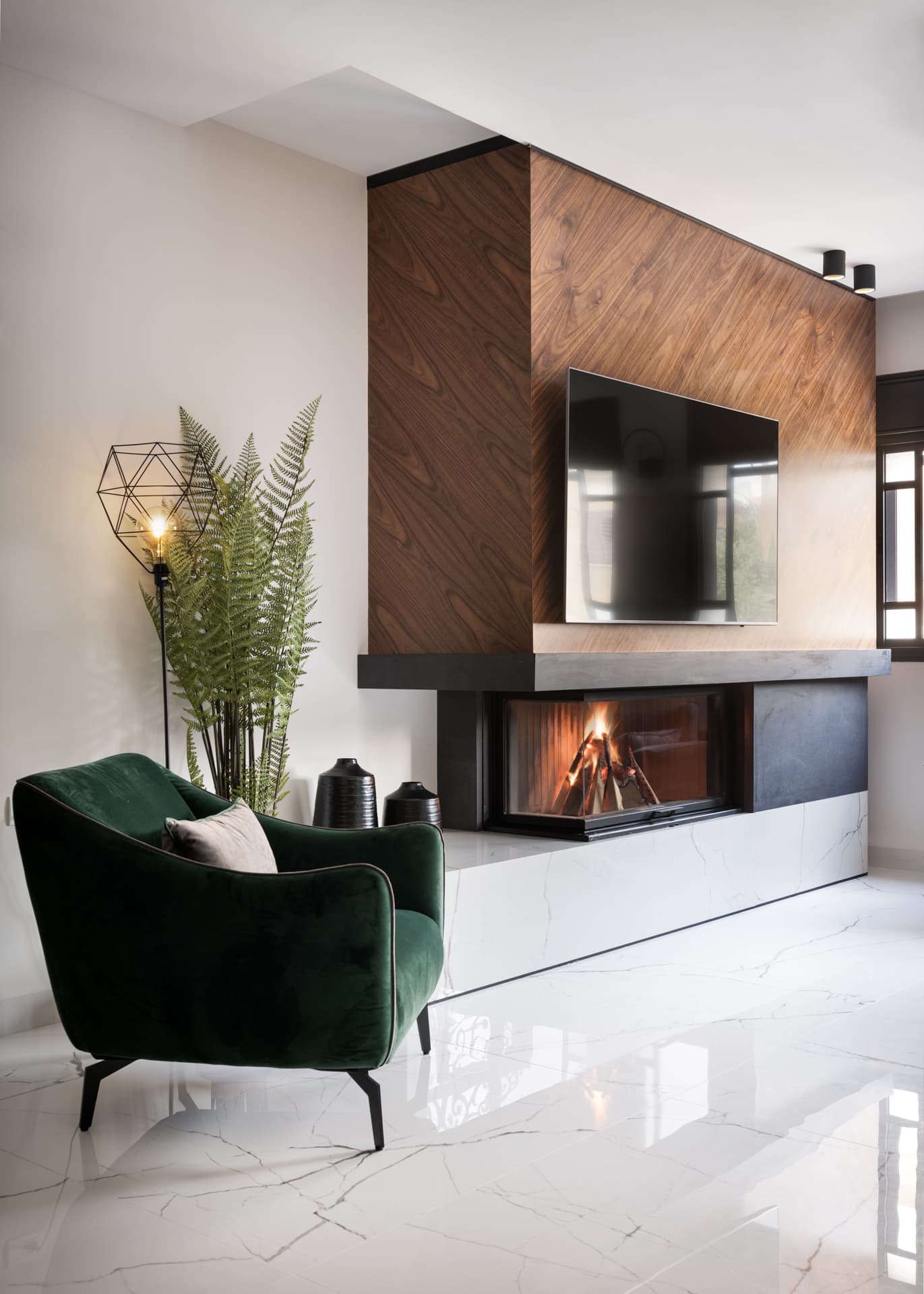 Living Room — Mai — Photo 2