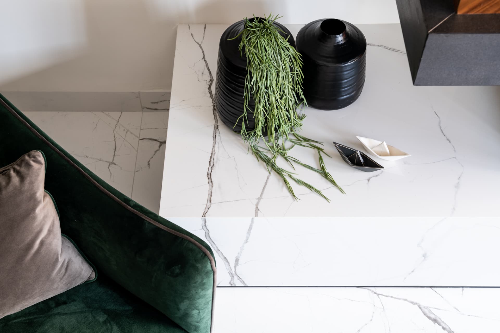 Living Room — Mai — Photo 3