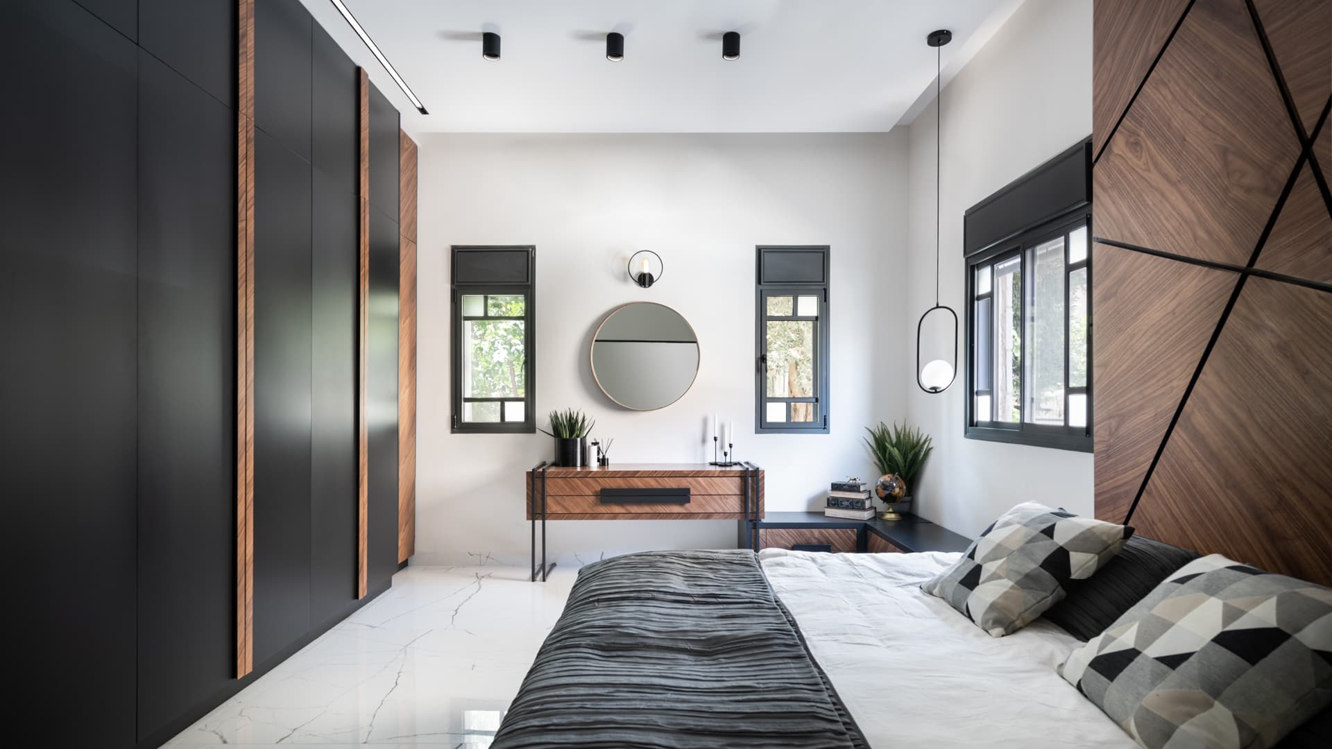 Master Bedroom — Mai