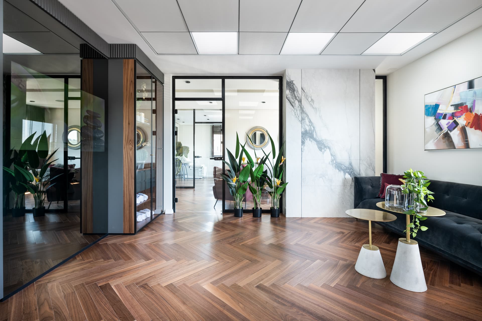 Treatment Room — Moeen Clinic — Photo 2