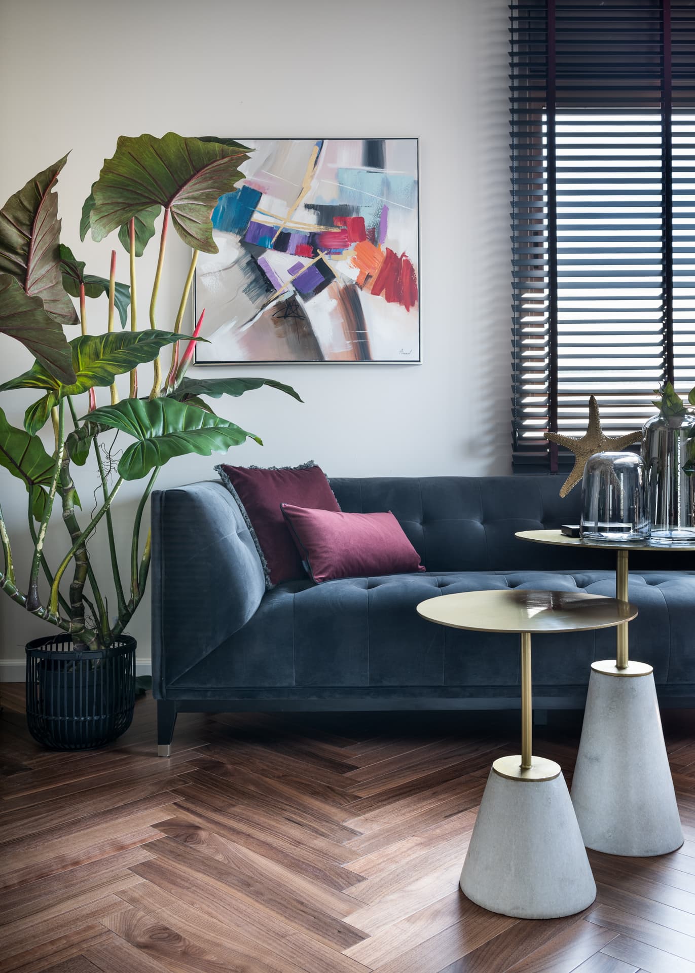 Treatment Room — Moeen Clinic — Photo 3