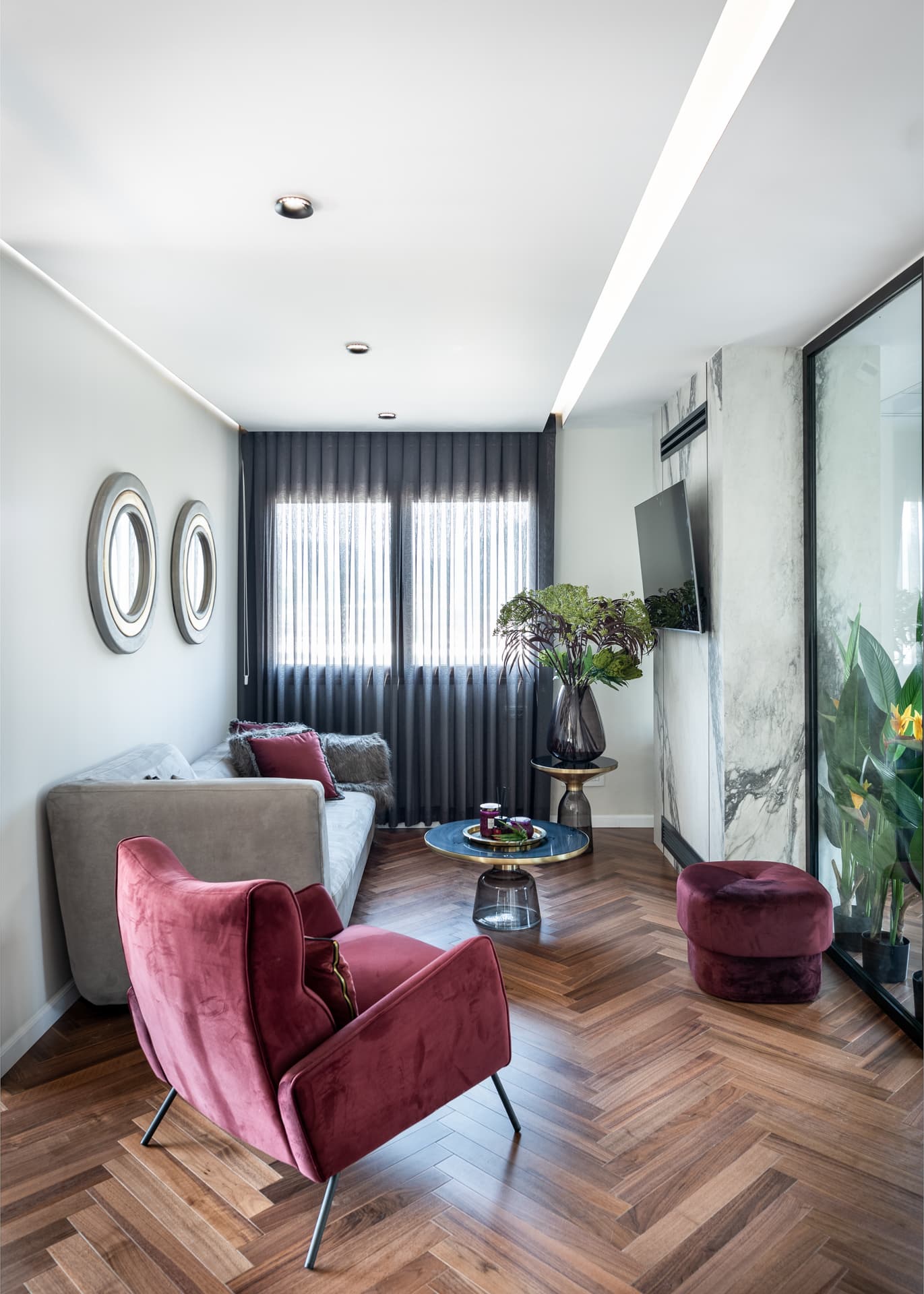 Waiting Lounge — Moeen Clinic