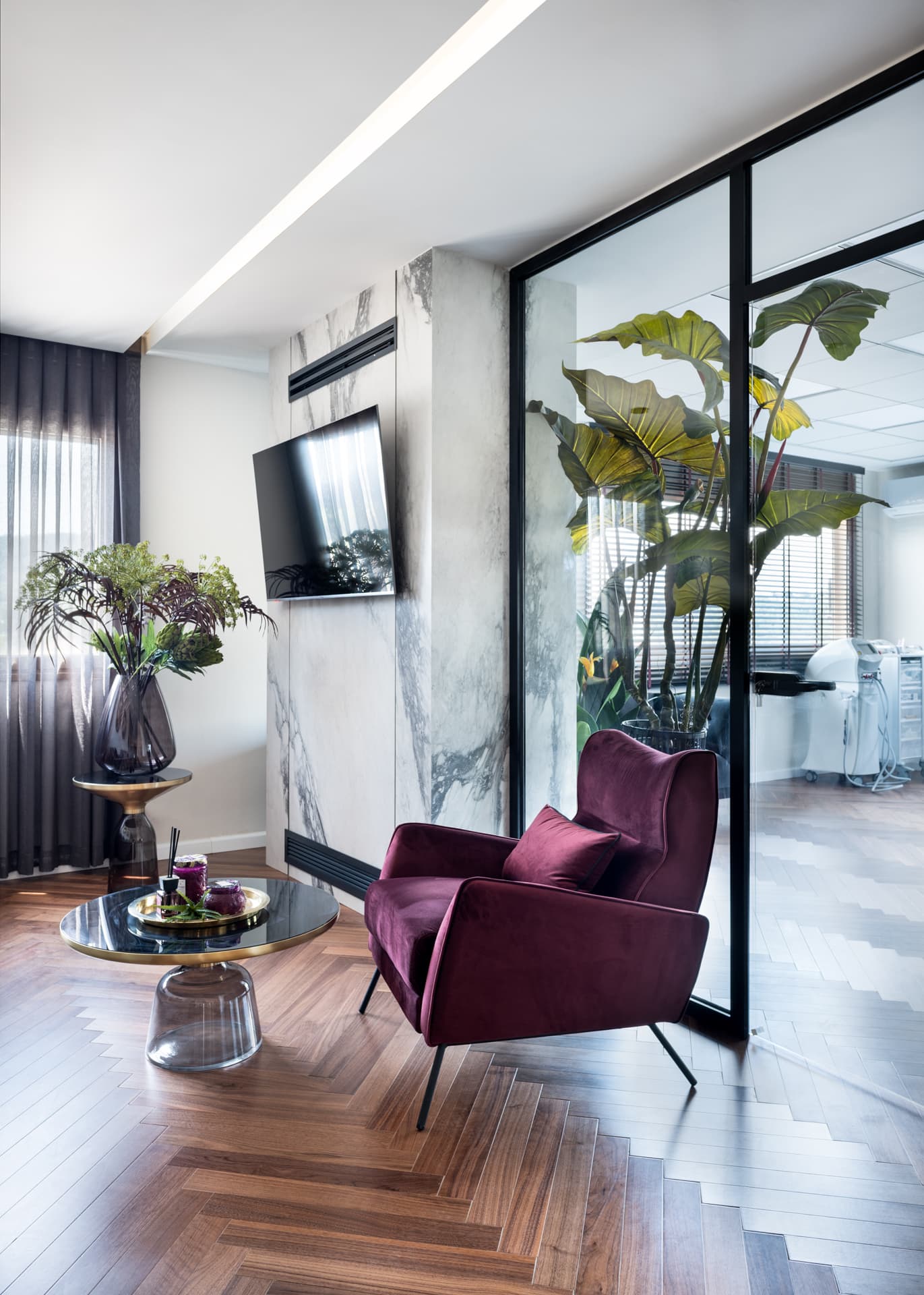 Waiting Lounge — Moeen Clinic — Photo 2