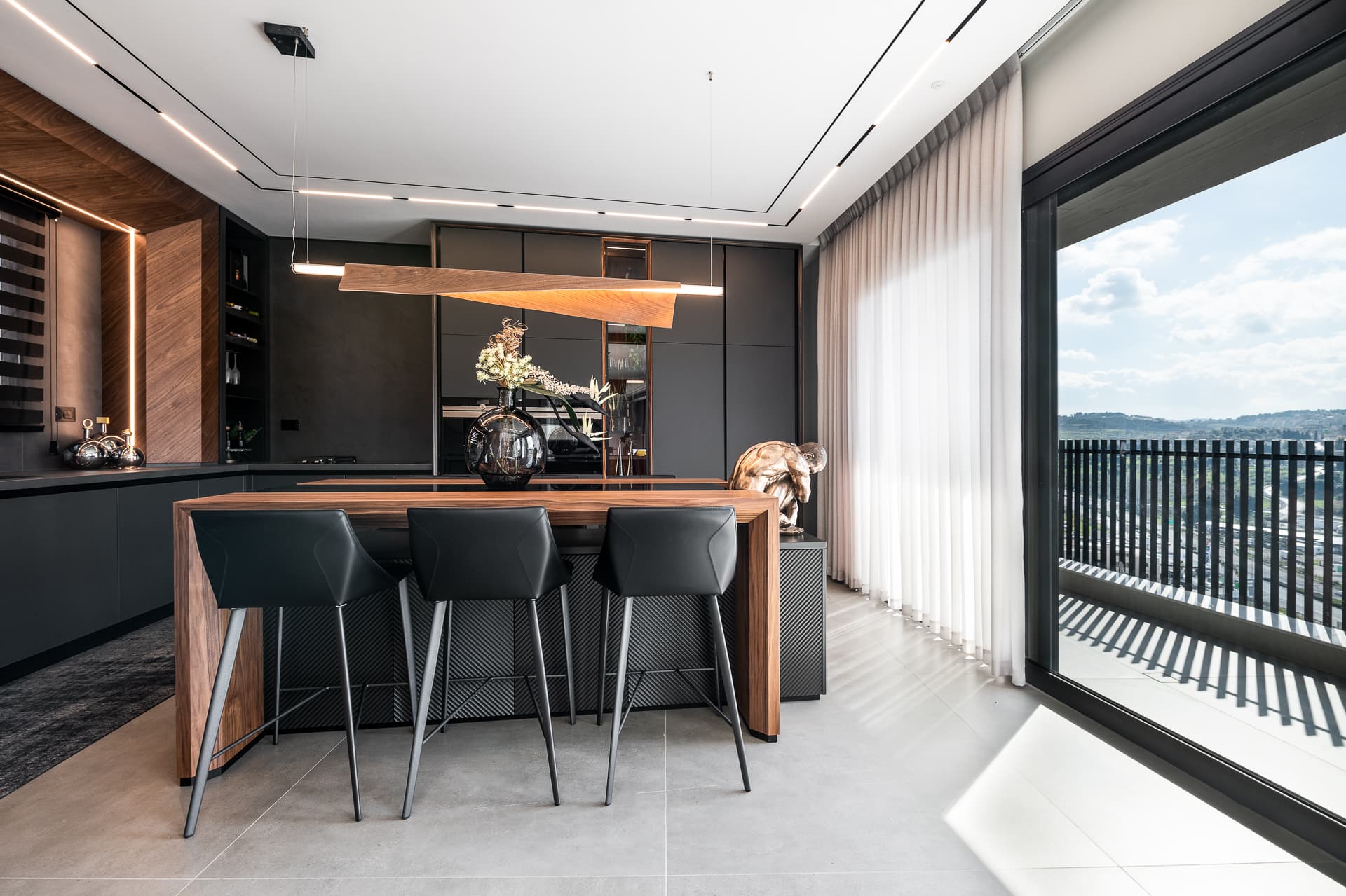 Kitchen & Dining — Ola & Raffoul Arraf