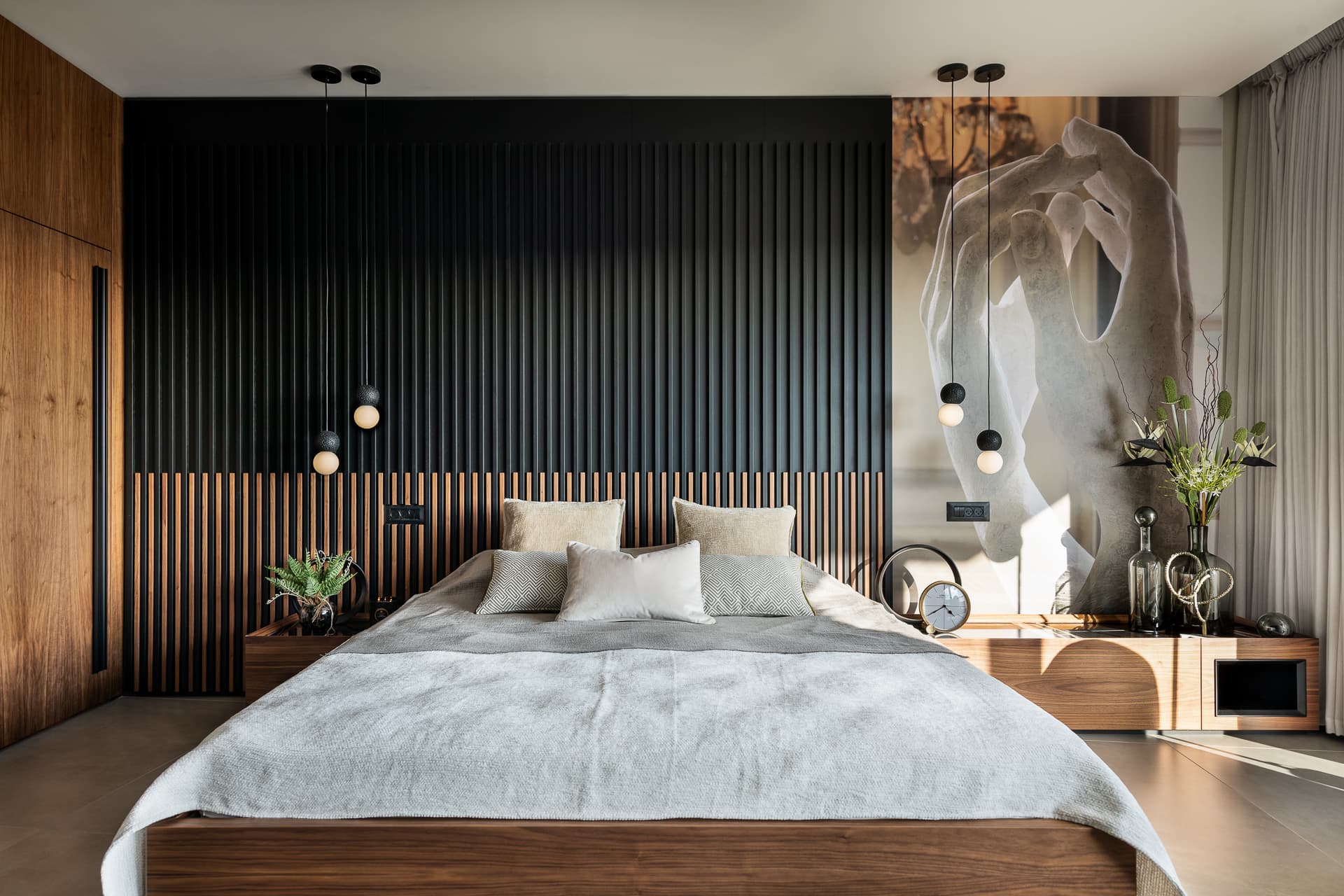 Master Bedroom — Ola & Raffoul Arraf — Photo 2