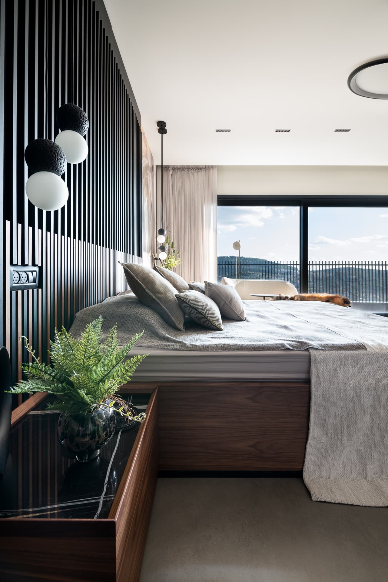 Master Bedroom — Ola & Raffoul Arraf — Photo 4