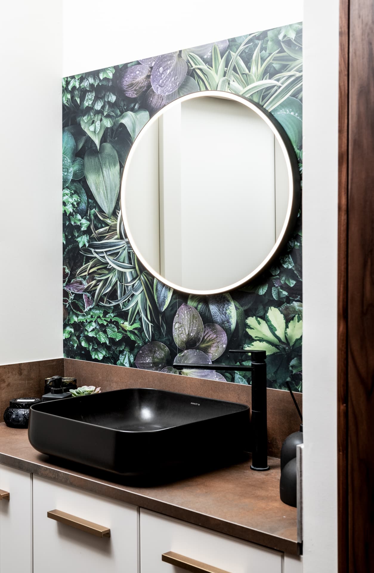 Bathroom — Othman Office 2