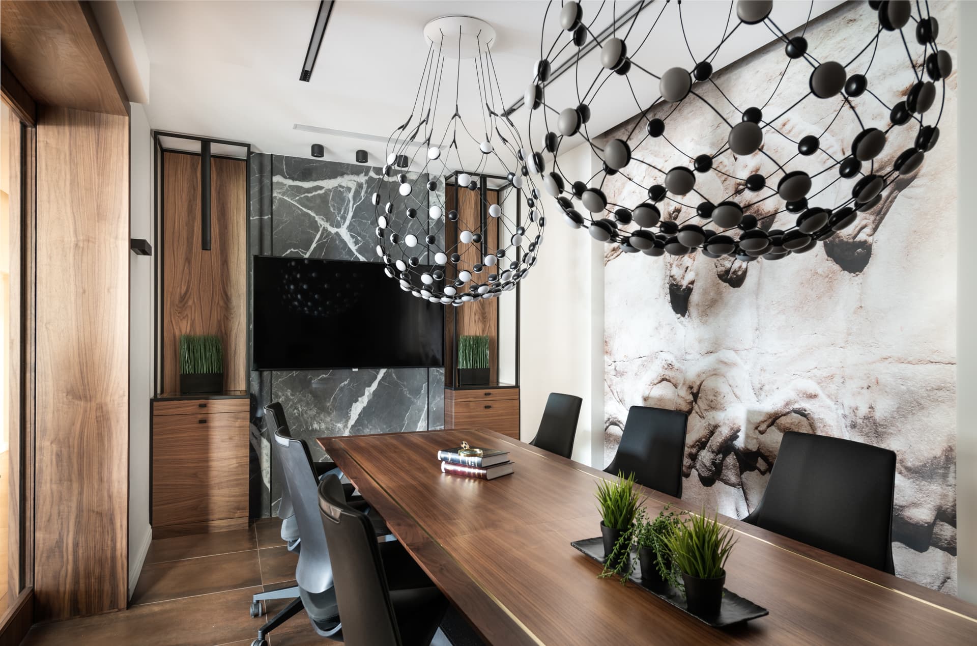 Conference Room — Othman Office 2 — Photo 4