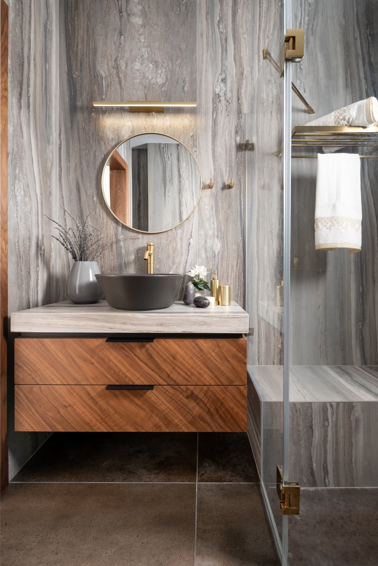 Master Bathroom — Raheeb Shehade