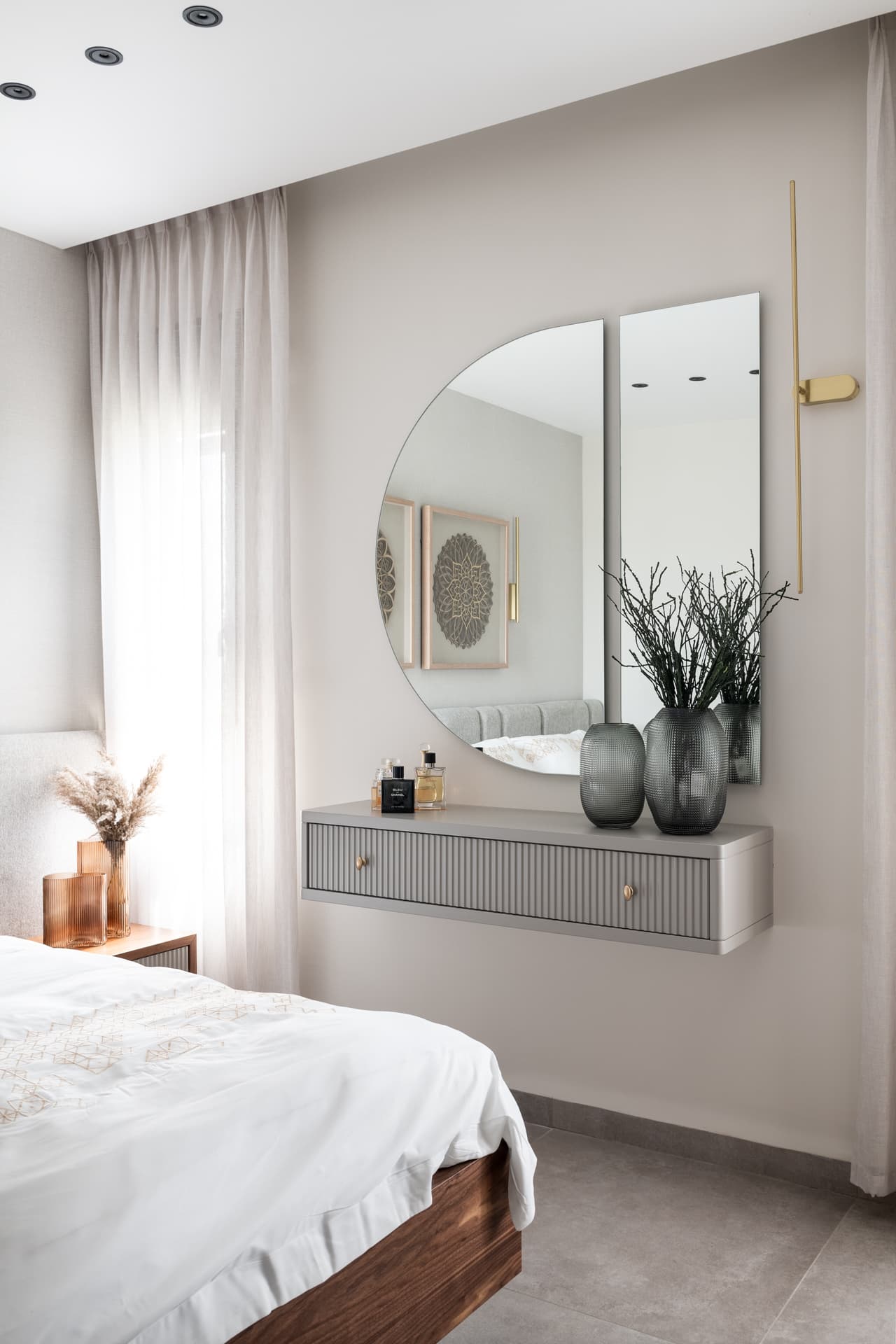 Master Bedroom — Raheeb Shehade — Photo 4