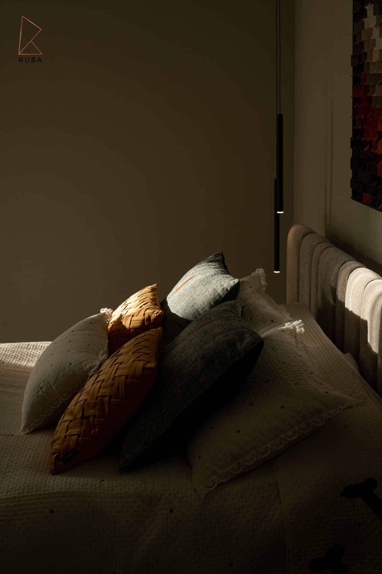 Bedroom 2 — Bird of Paradise Flower — Photo 5