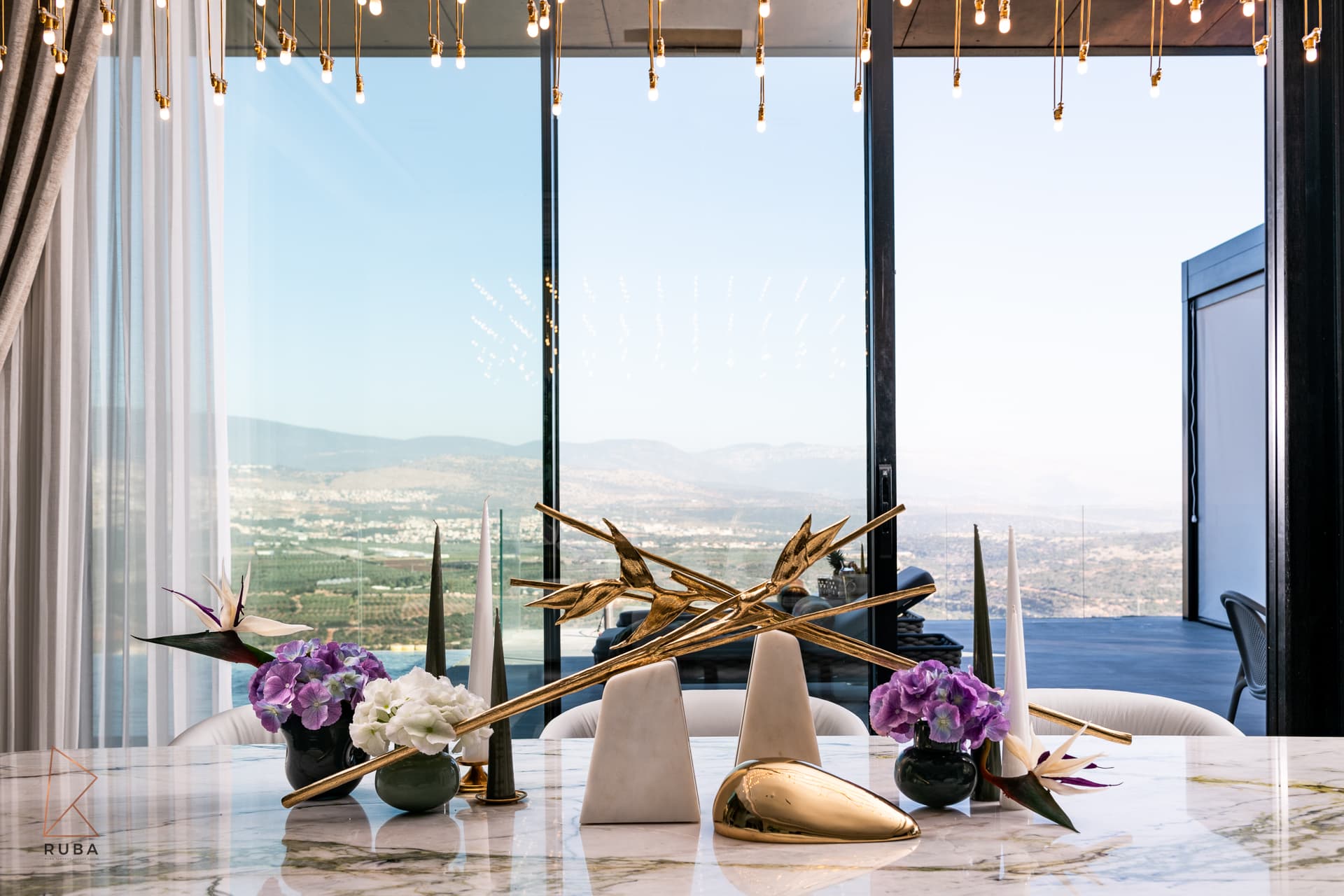 Dining Room — Bird of Paradise Flower — Photo 2