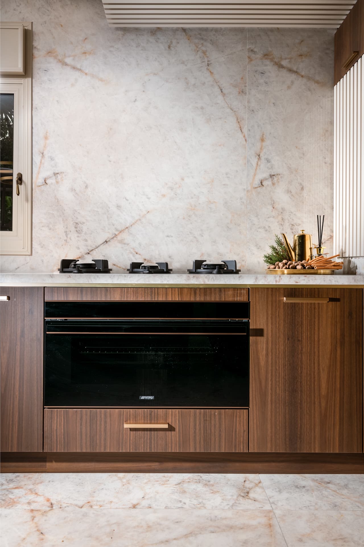 Kitchen — Cognac — Photo 4