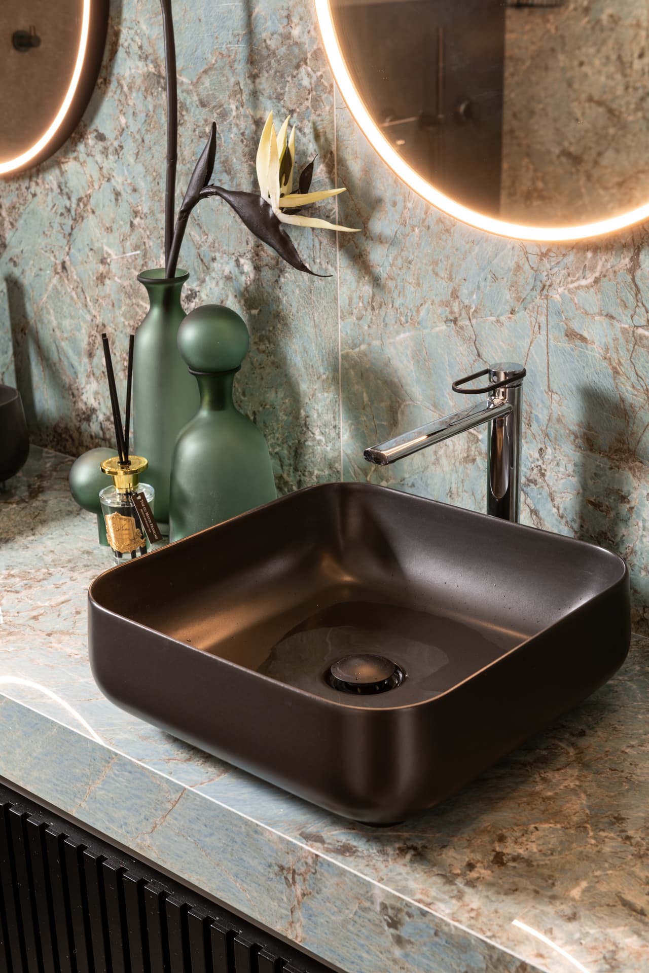 Bathroom — Emperador Dark — Photo 6