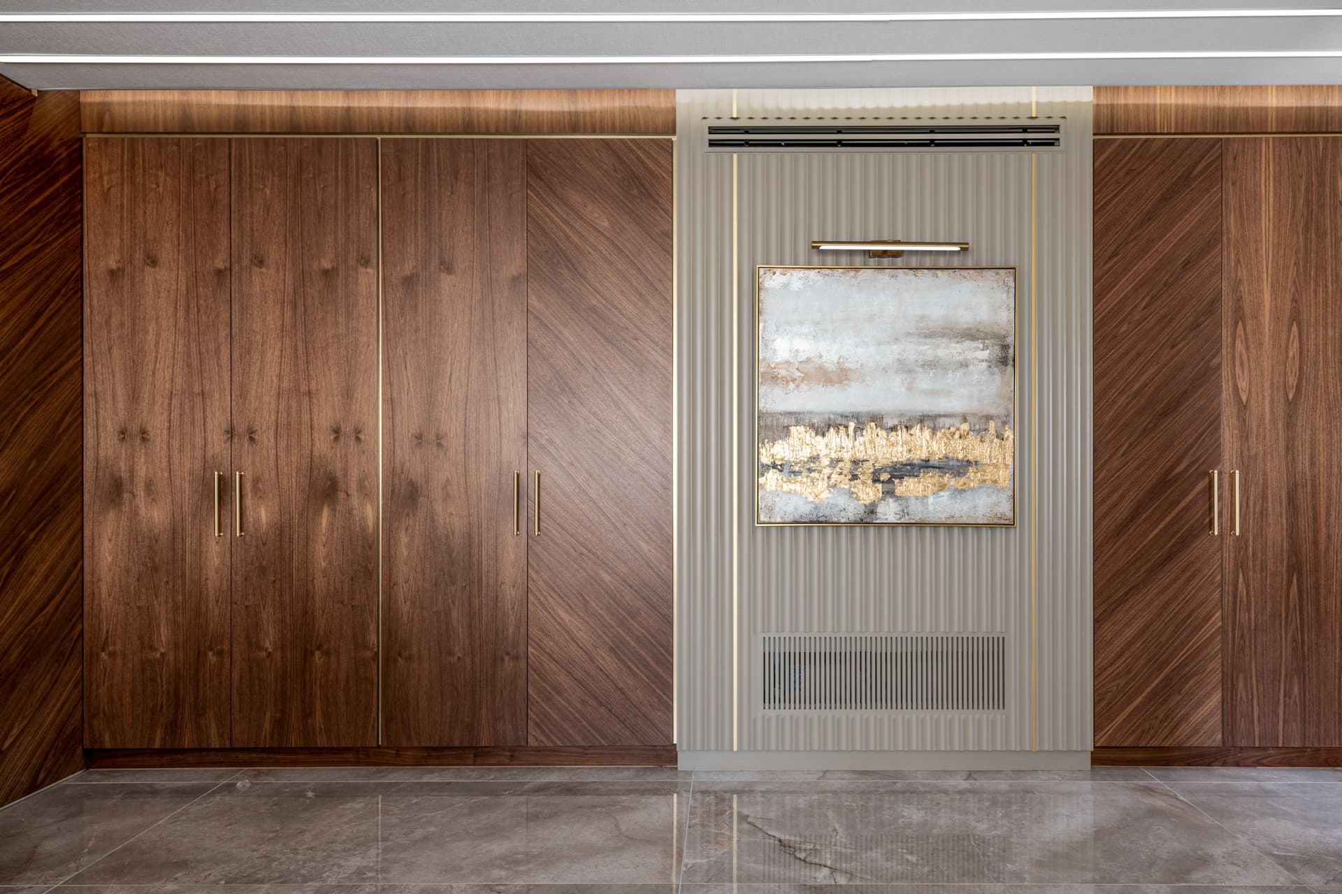 Master Bedroom — Emperador Dark — Photo 3