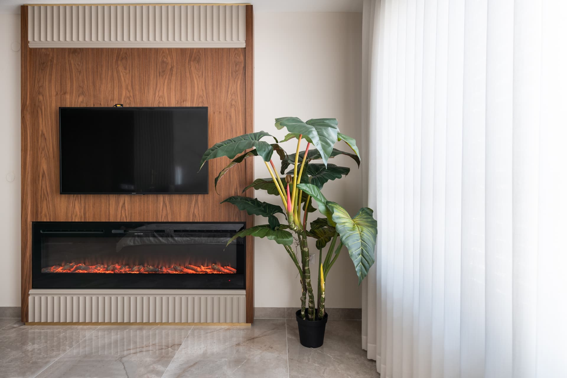 Master Bedroom — Emperador Dark — Photo 6