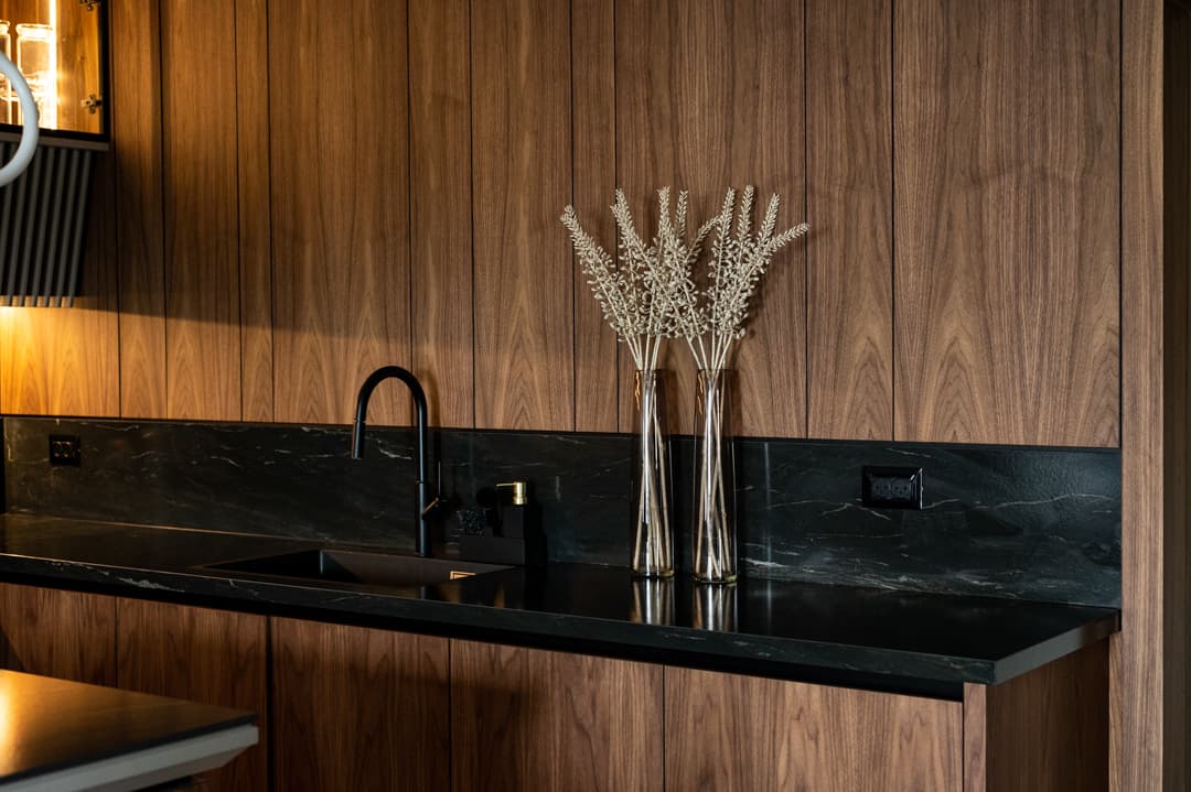 Kitchen — Marquina — Photo 4