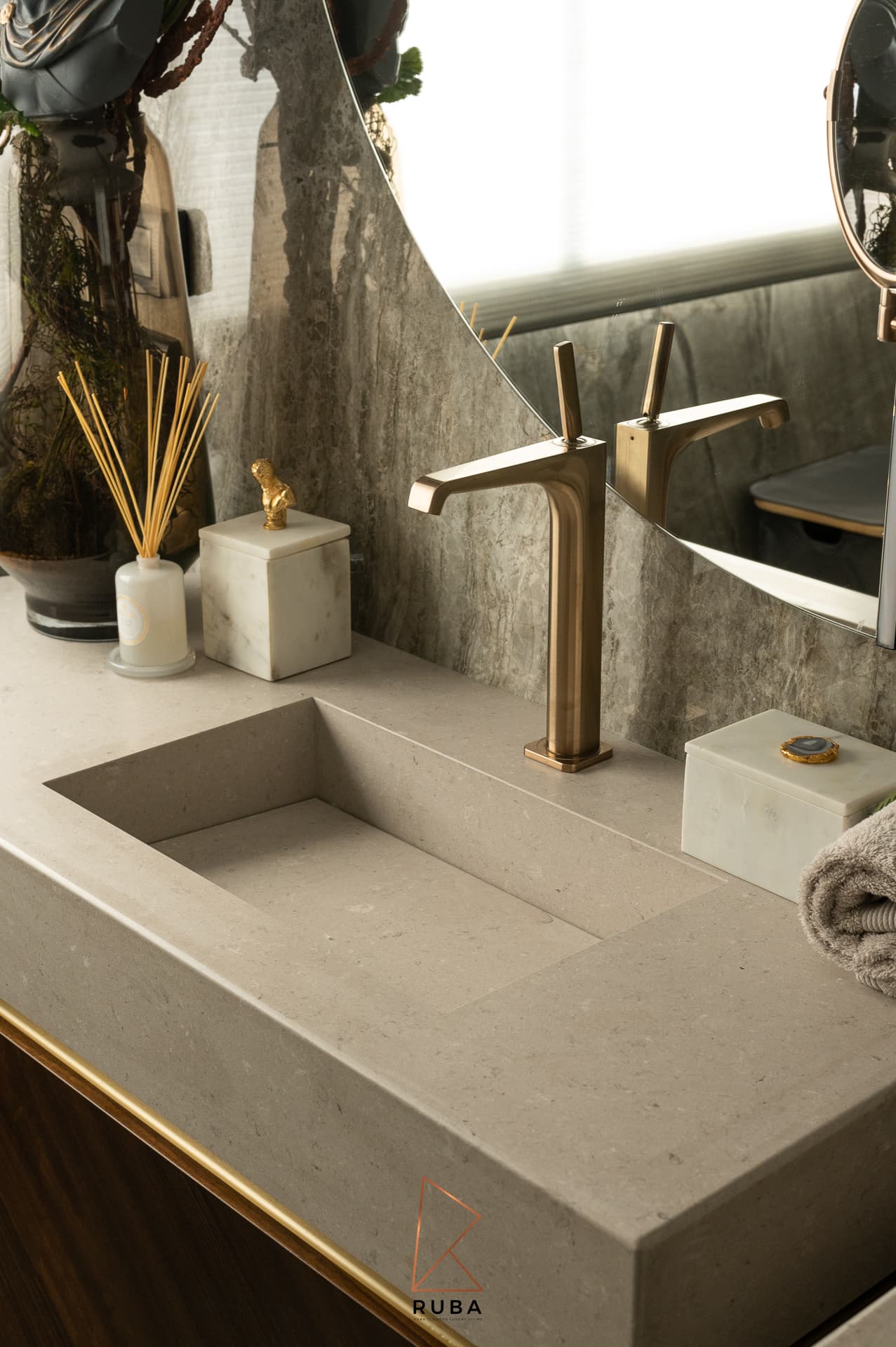 Master Bathroom — Patagonia — Photo 3