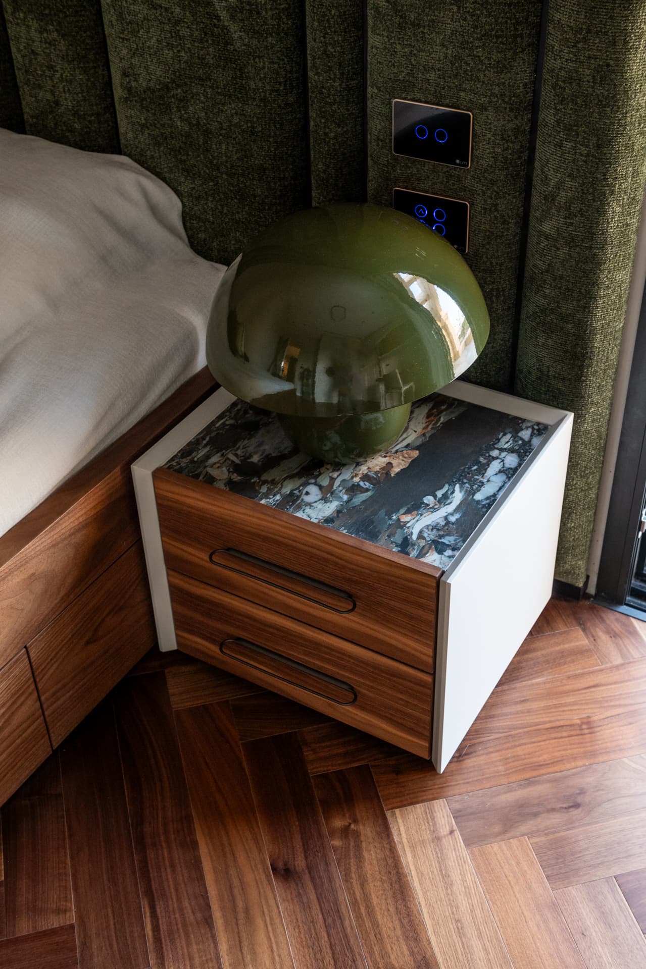 Bedroom 3 — Twilight — Photo 2